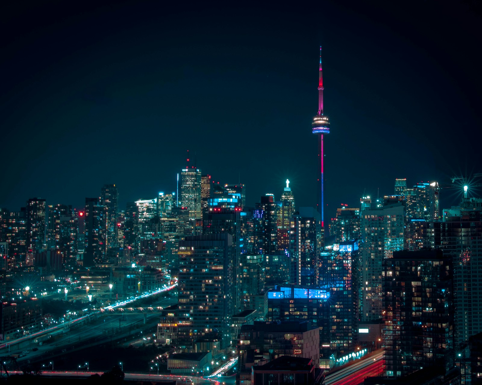 Toronto skyline at night with CN Tower